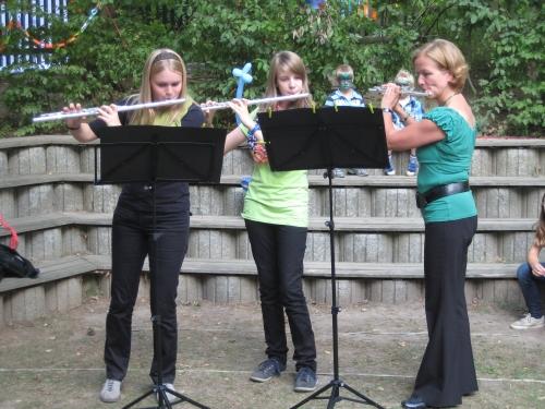 Trio_Katharina-Merle-Katharina_2_a